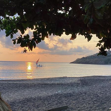 Bintang Beach Villa 아메드 외부 사진