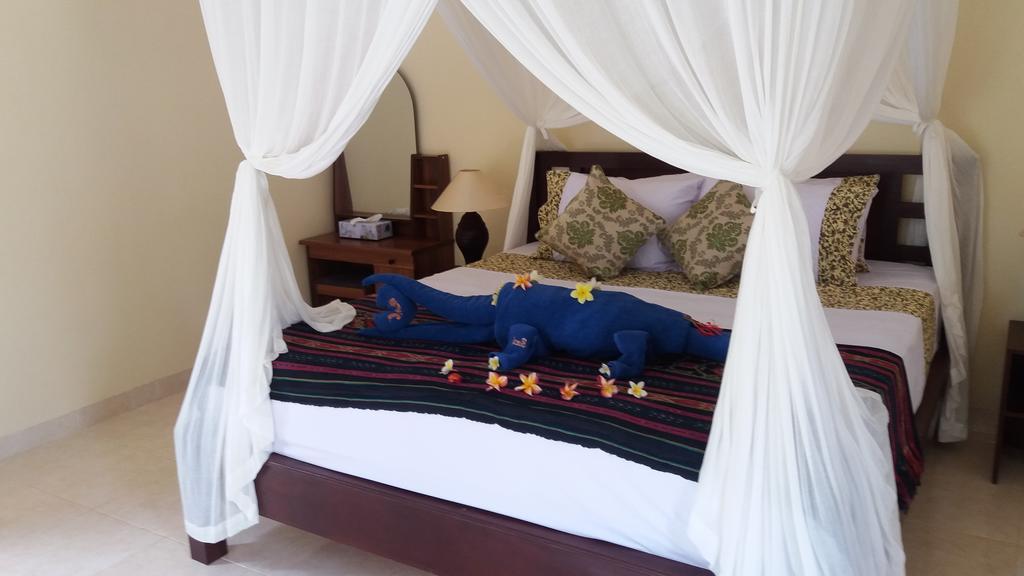 Bintang Beach Villa 아메드 외부 사진