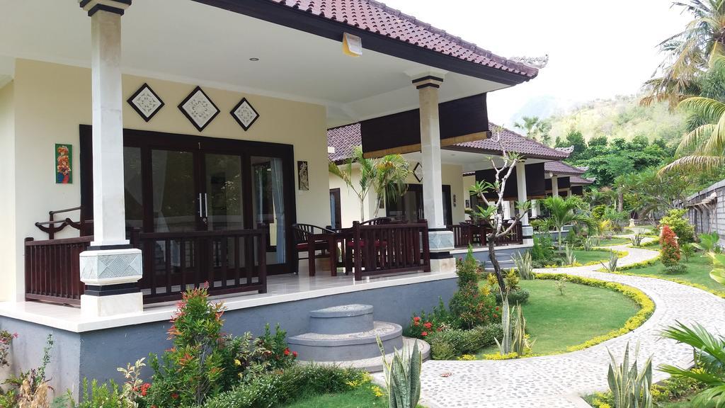 Bintang Beach Villa 아메드 외부 사진