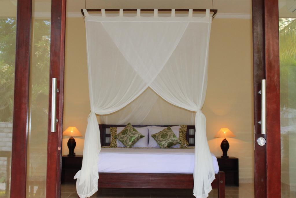 Bintang Beach Villa 아메드 외부 사진