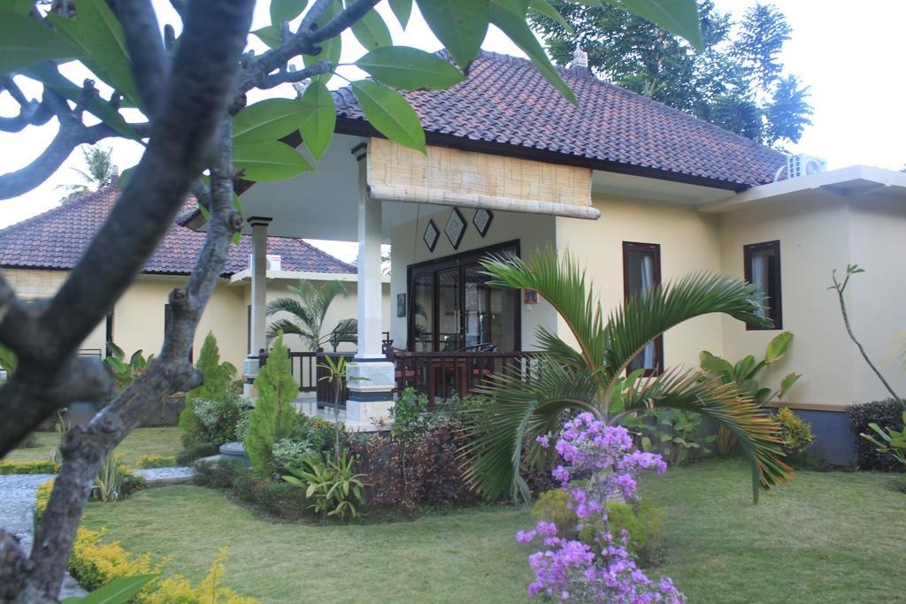 Bintang Beach Villa 아메드 외부 사진