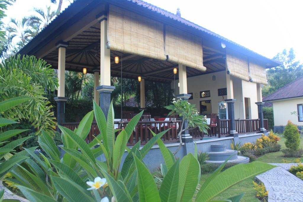 Bintang Beach Villa 아메드 외부 사진