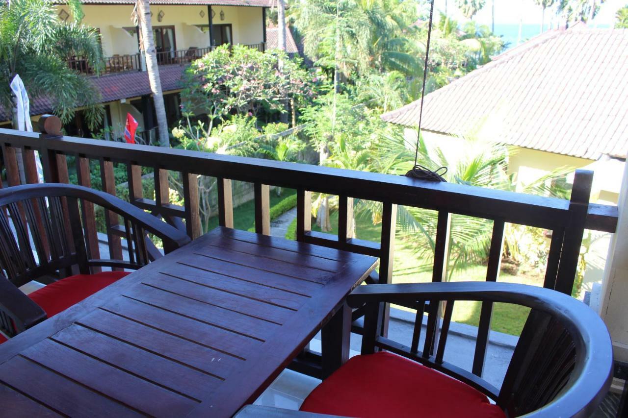 Bintang Beach Villa 아메드 외부 사진
