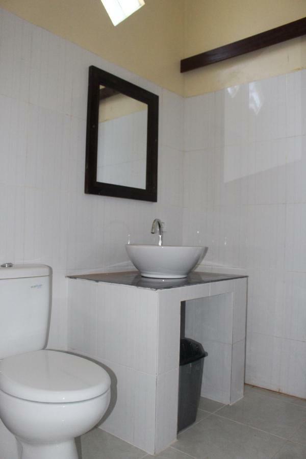 Bintang Beach Villa 아메드 외부 사진