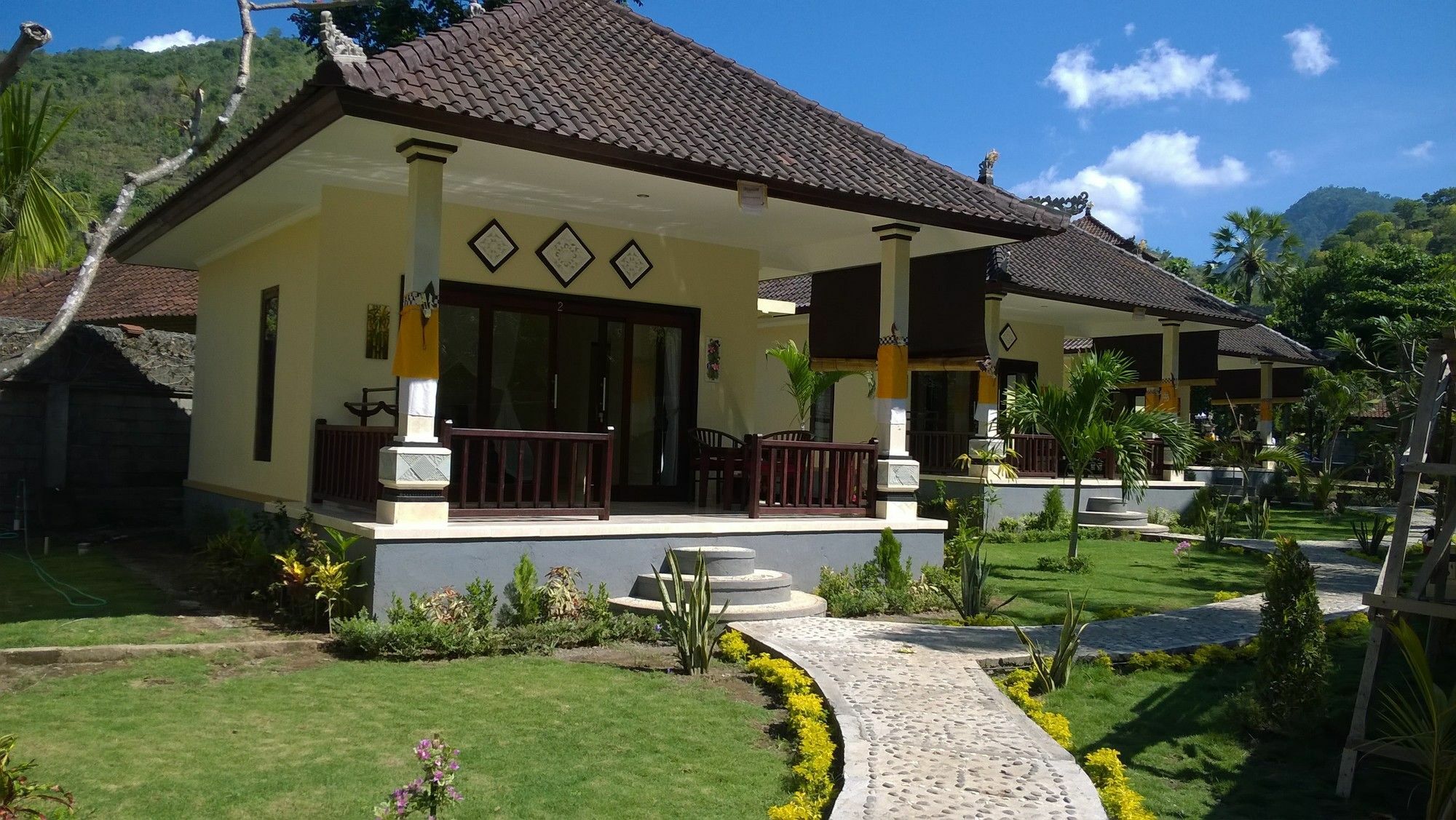 Bintang Beach Villa 아메드 외부 사진