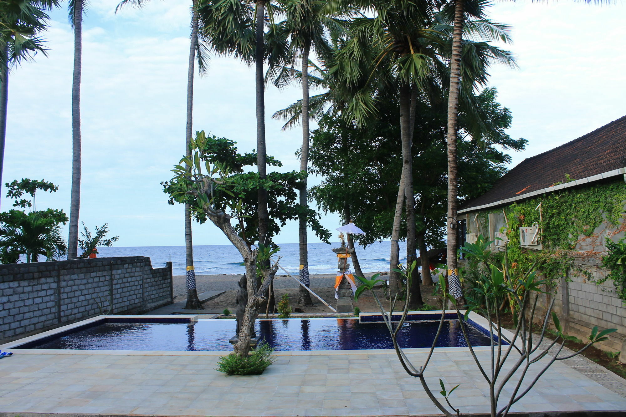 Bintang Beach Villa 아메드 외부 사진